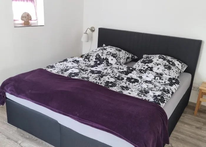 Toni Im Stadtkern Von *