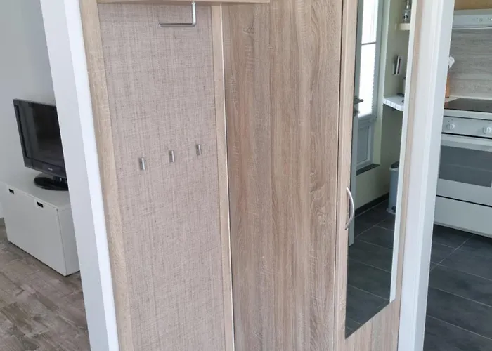 Toni Im Stadtkern Von *